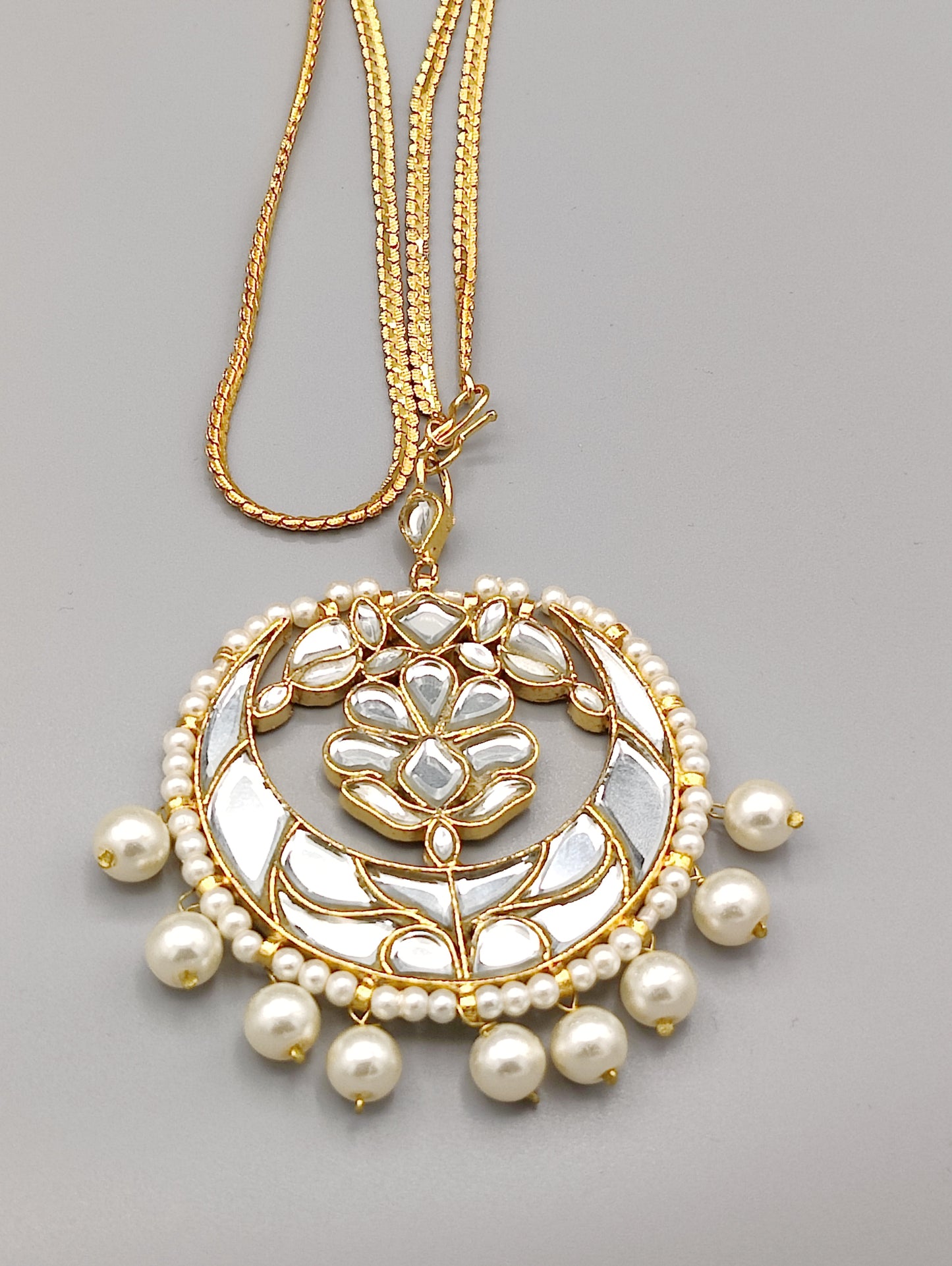 Vintage Vine (Mang Tikka + Pendant)