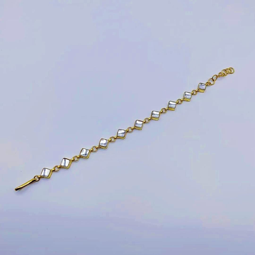 Exquisite Gem Bracelet