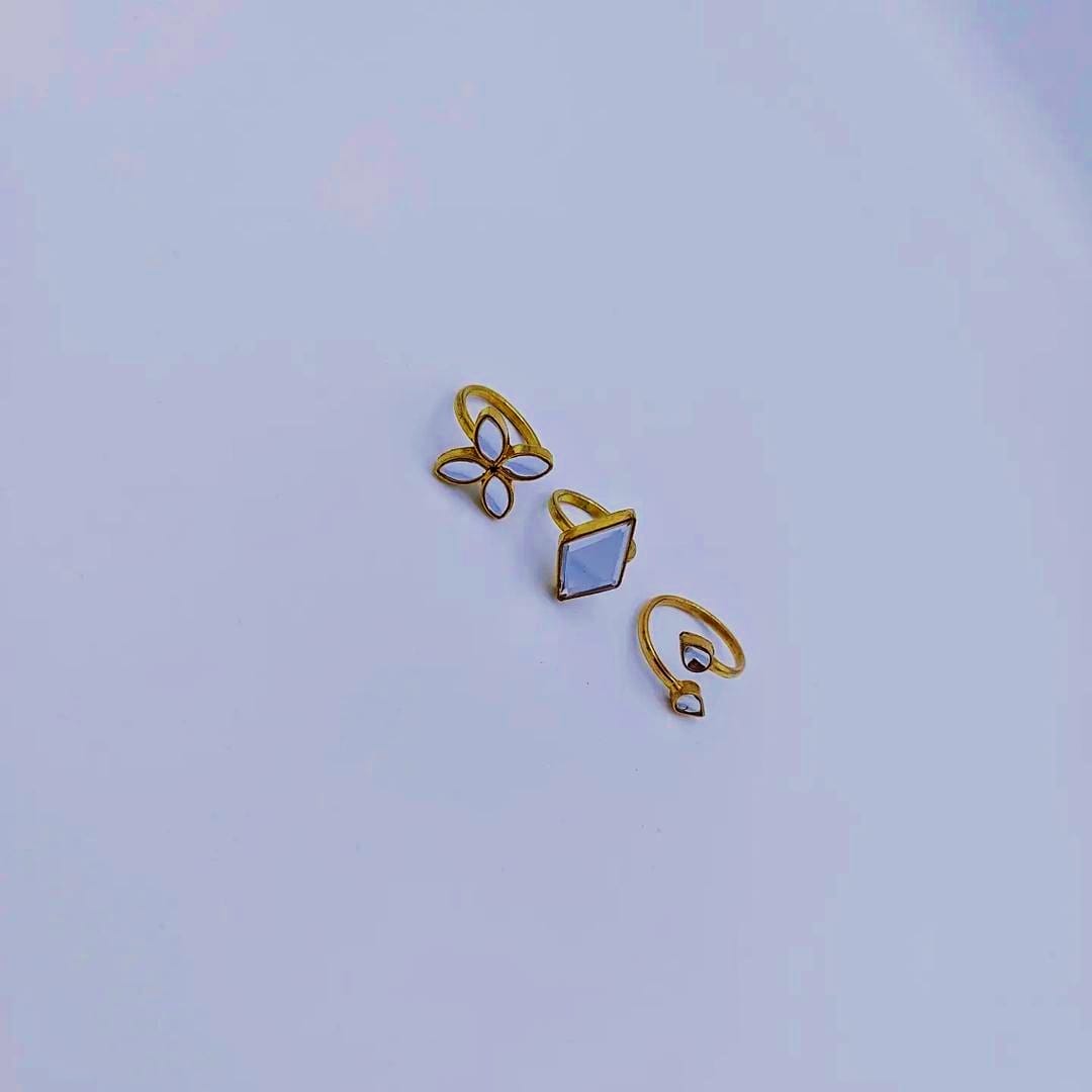 Pyramid Ring