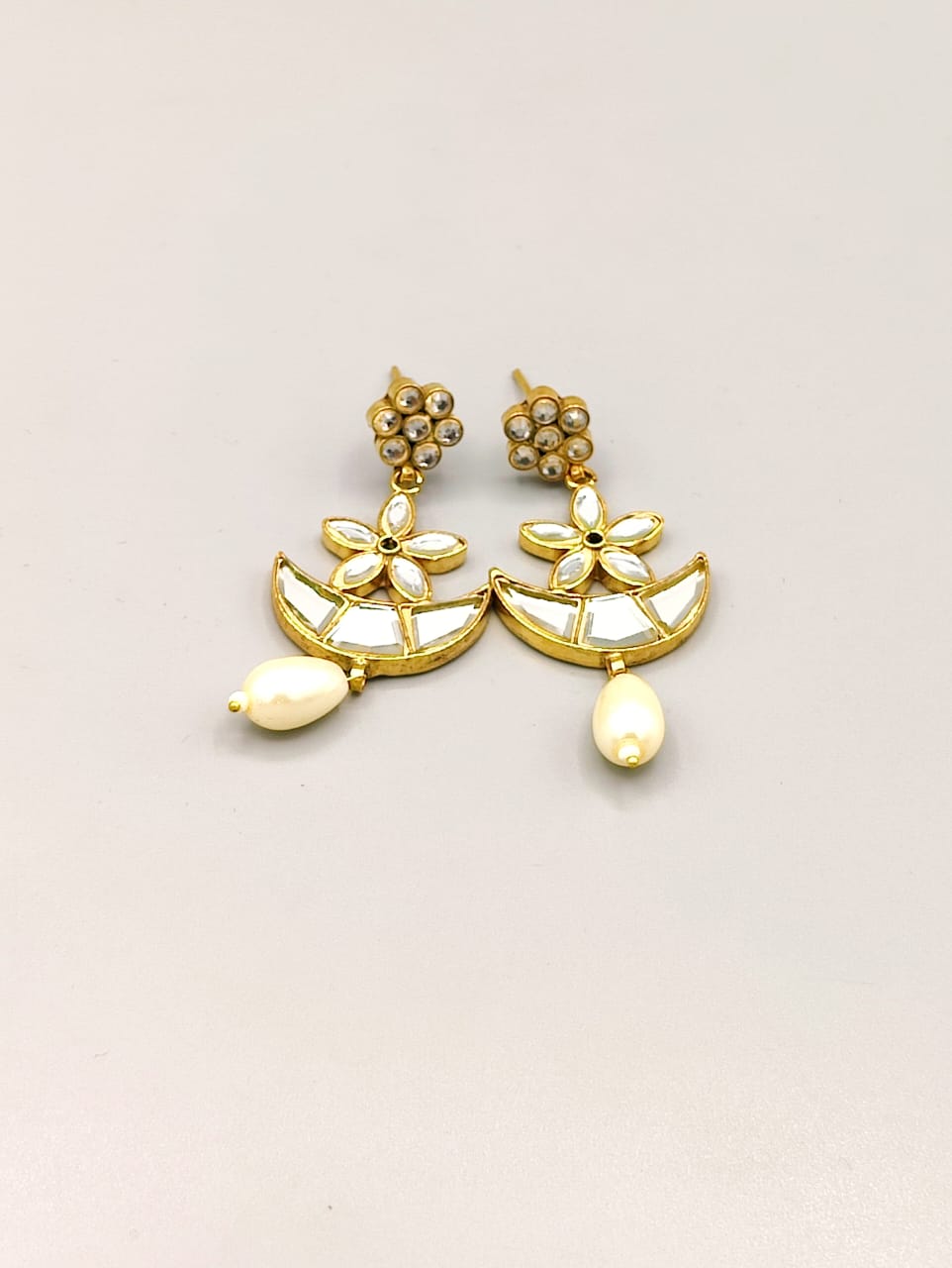 Nawabi Kundan Earrings