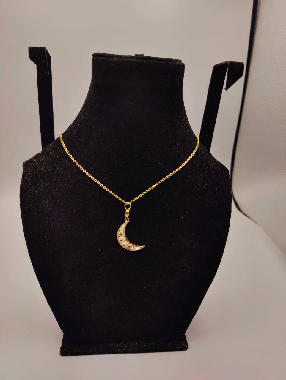 Chand Pendant
