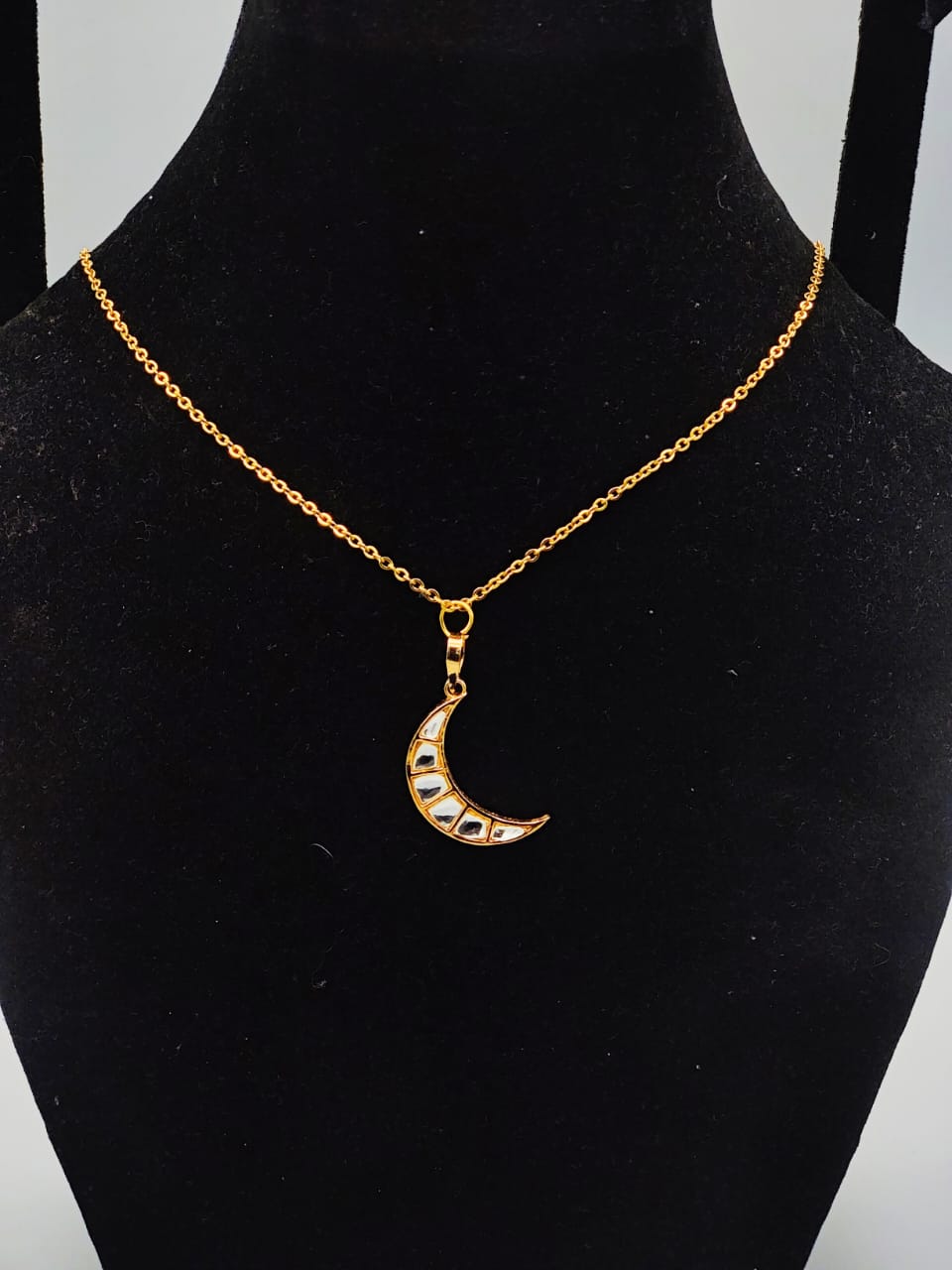 Chand Pendant