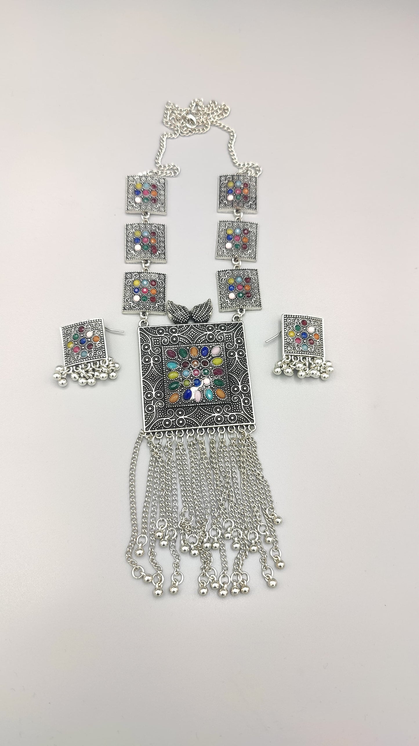 Noor-e-Sitaara – Ethnic Pendant Set