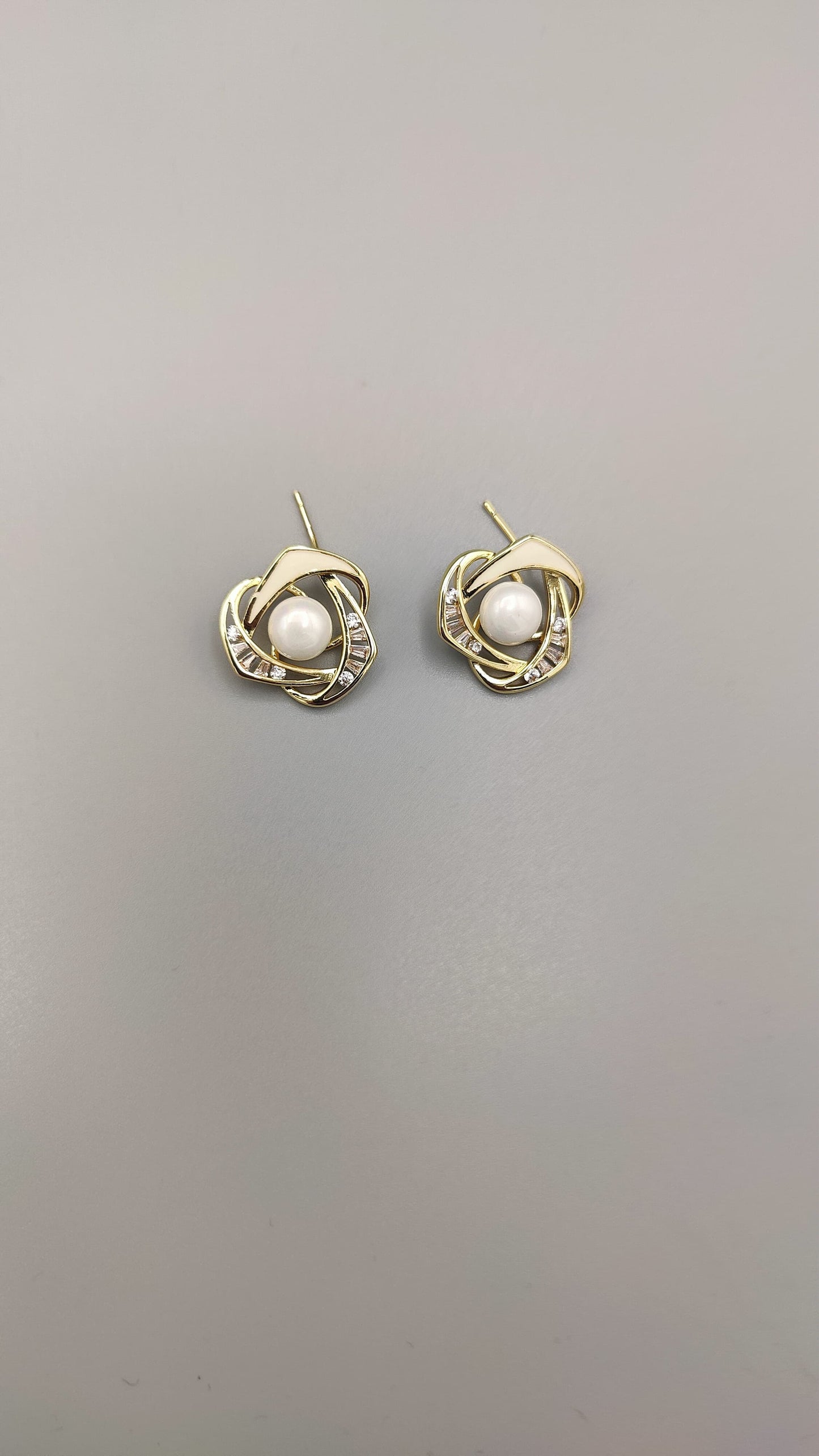 Pearl Bloom Stud Earrings