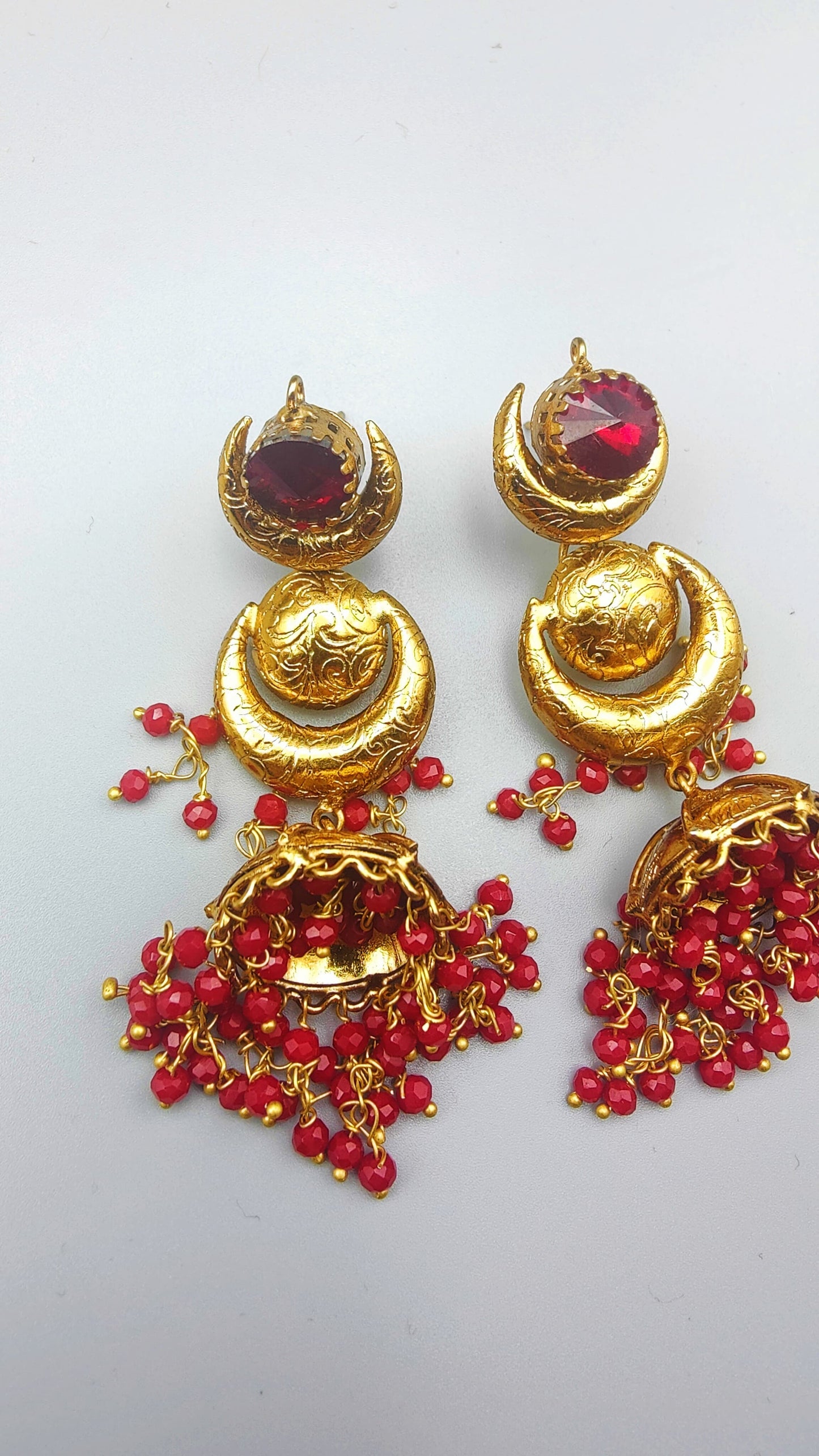 Noor Mahal Earrings (Red)
