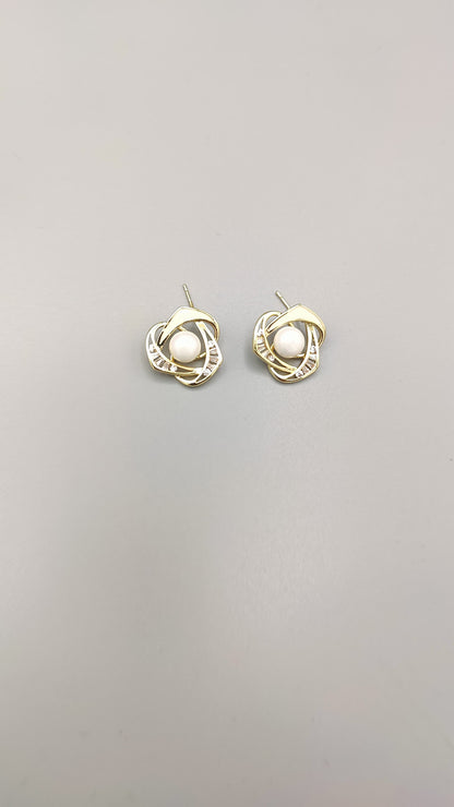 Pearl Bloom Stud Earrings
